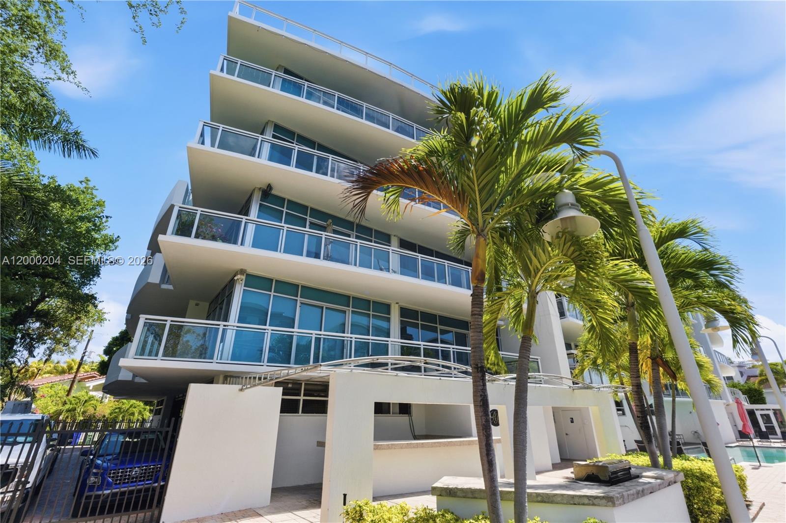 RESIDENCES AT RIVERWALK C - Residential