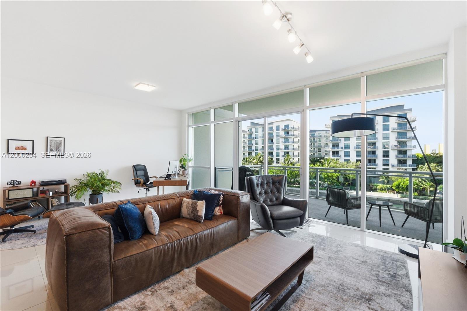 RESIDENCES AT RIVERWALK C - Residential