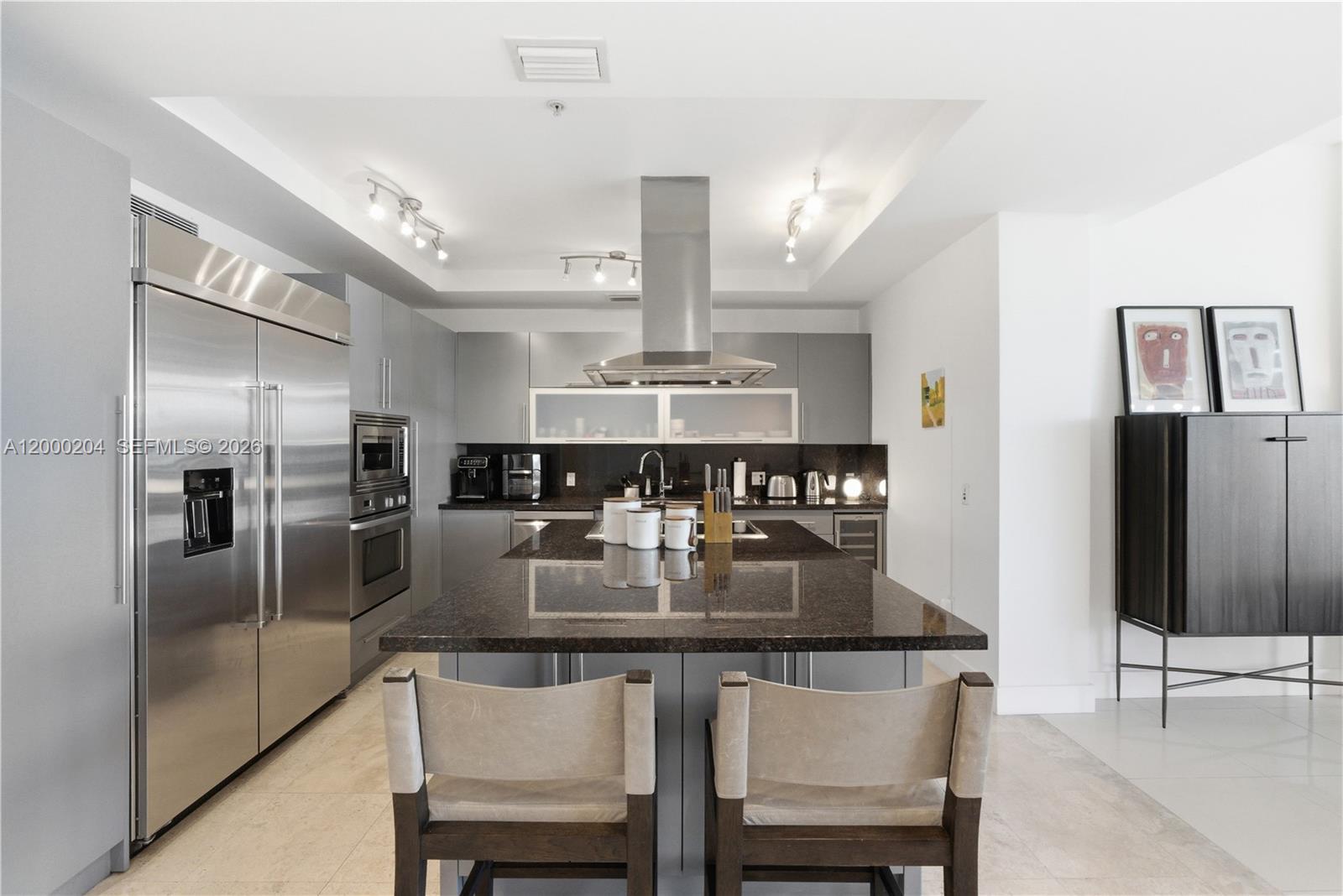 RESIDENCES AT RIVERWALK C - Residential