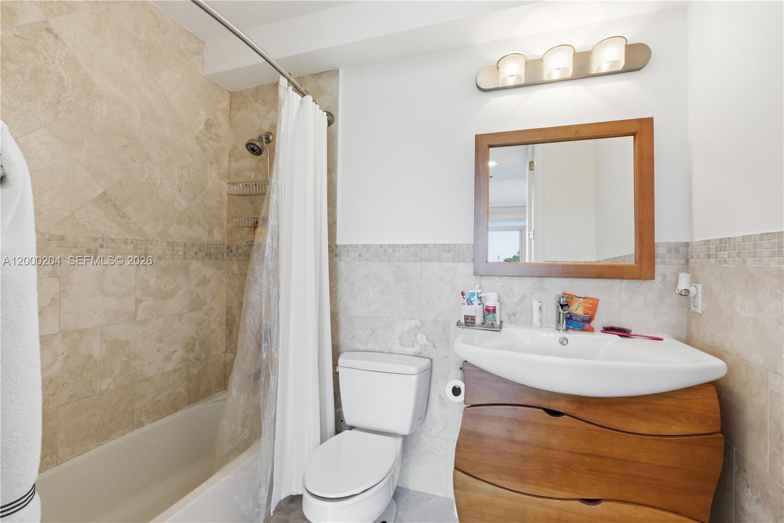 RESIDENCES AT RIVERWALK C - Residential