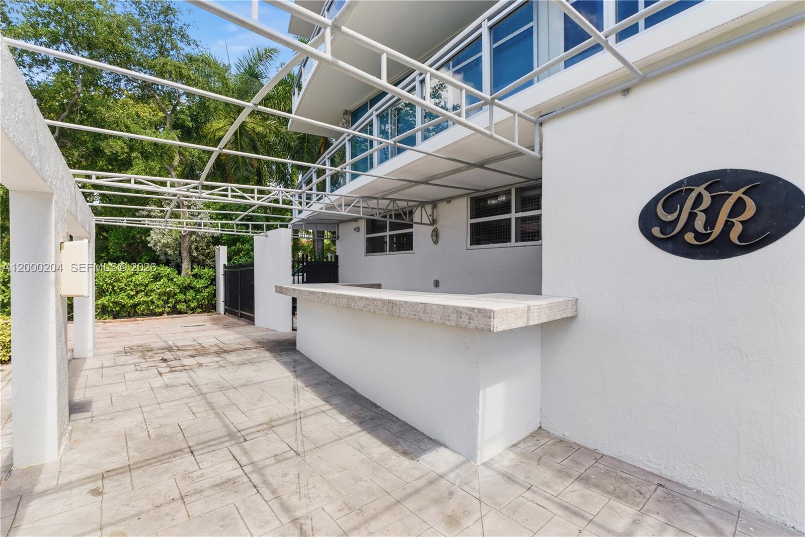 RESIDENCES AT RIVERWALK C - Residential