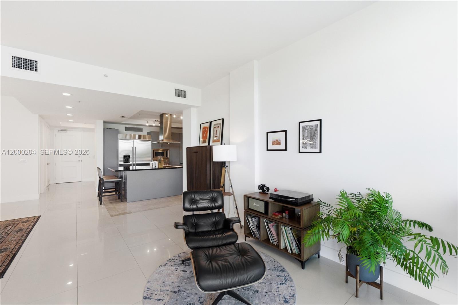 RESIDENCES AT RIVERWALK C - Residential