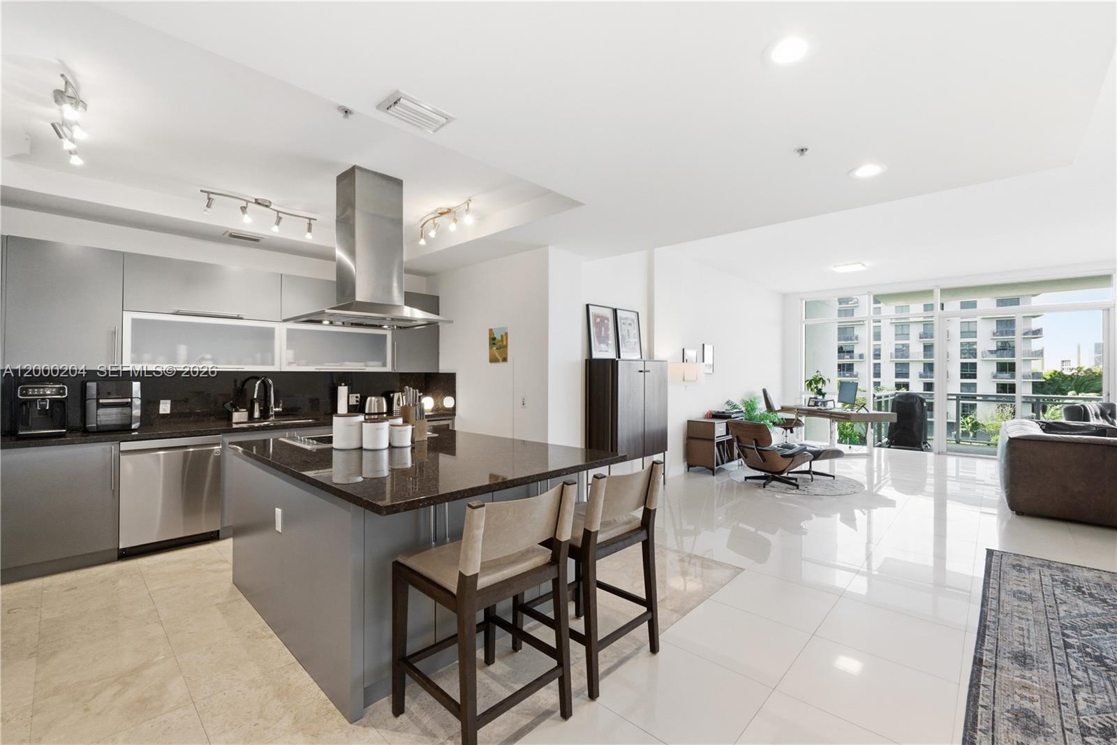 RESIDENCES AT RIVERWALK C - Residential