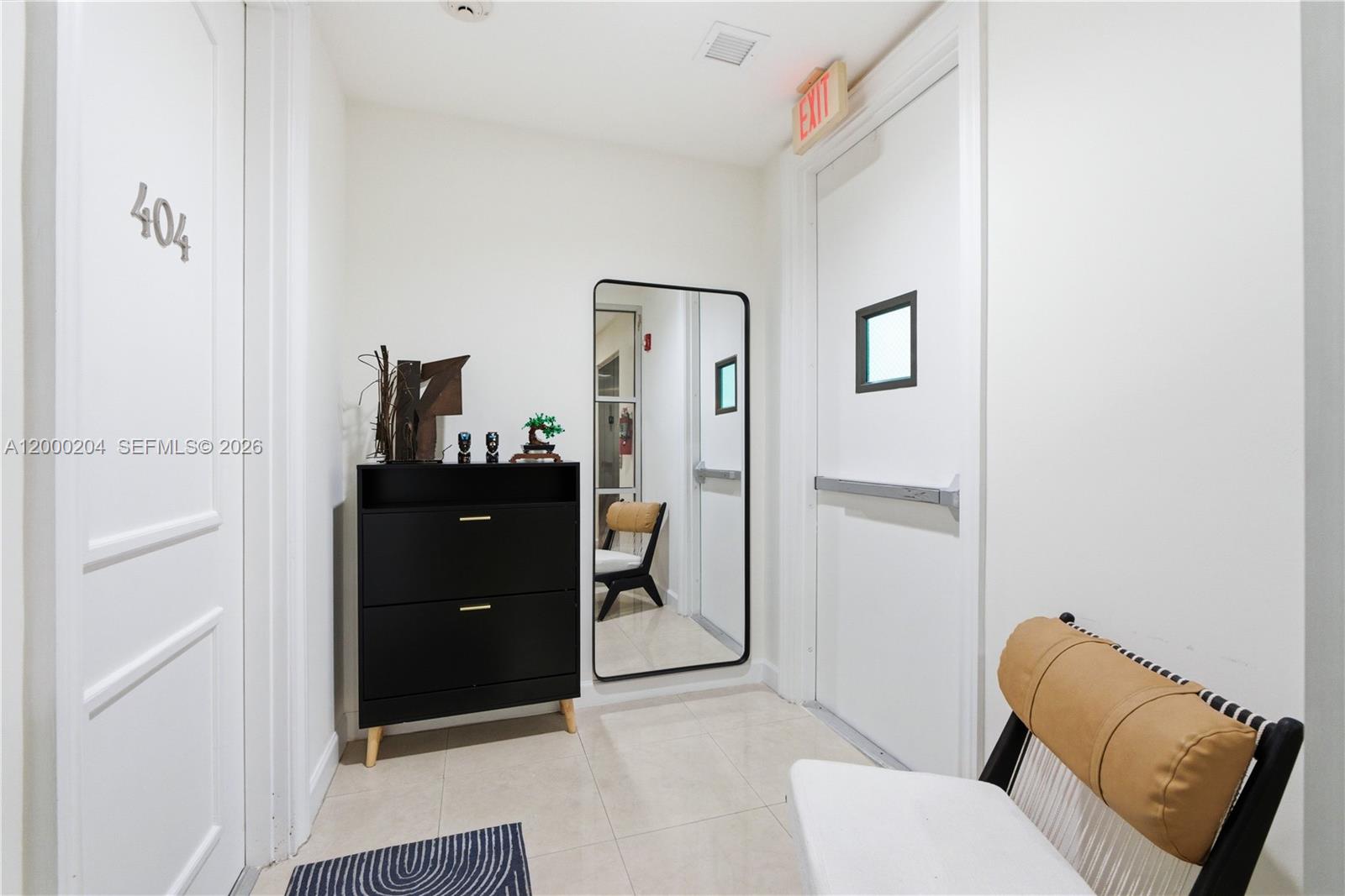 RESIDENCES AT RIVERWALK C - Residential