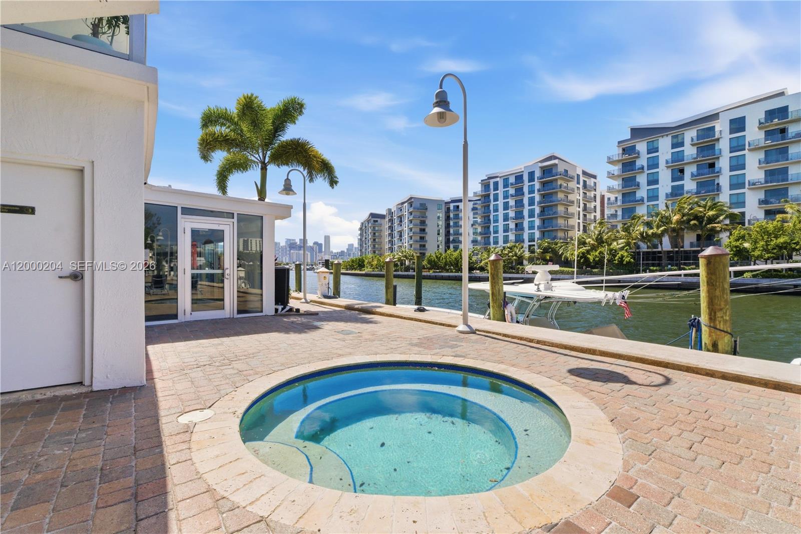 RESIDENCES AT RIVERWALK C - Residential