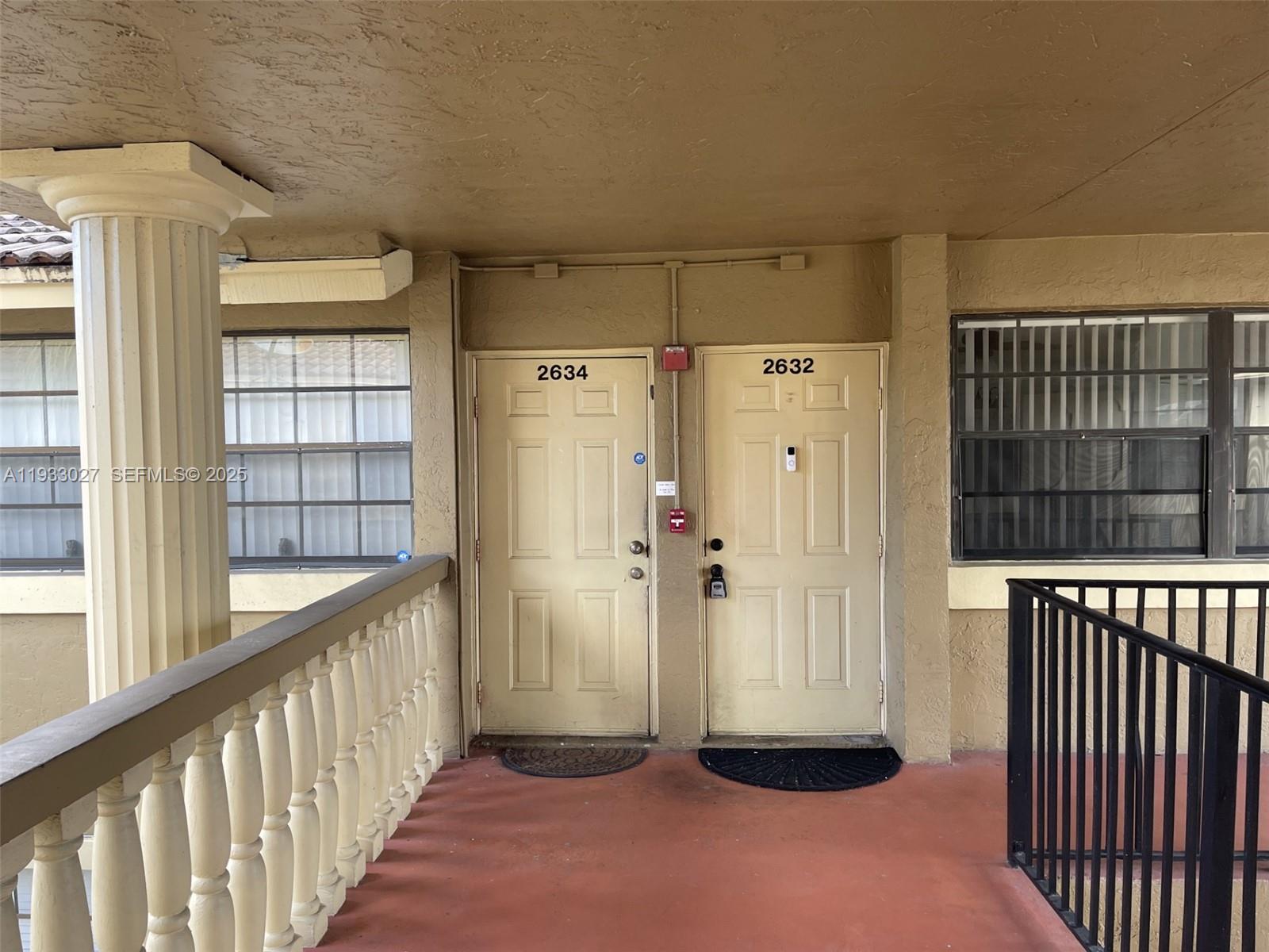 CORAL SPRINGS ESTATE TOWN - Residential Lease