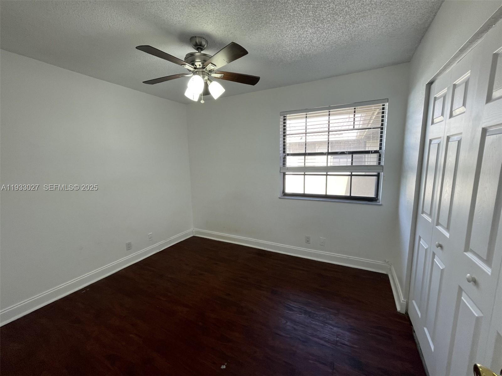 CORAL SPRINGS ESTATE TOWN - Residential Lease