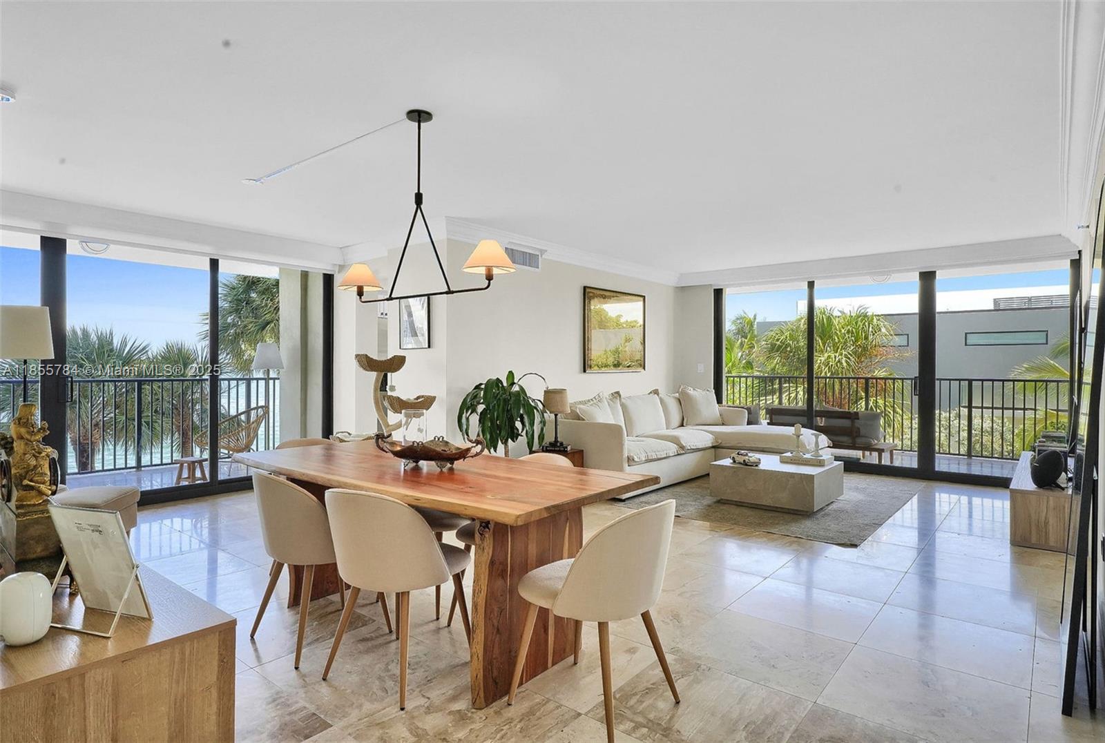 801 N Venetian Dr 201