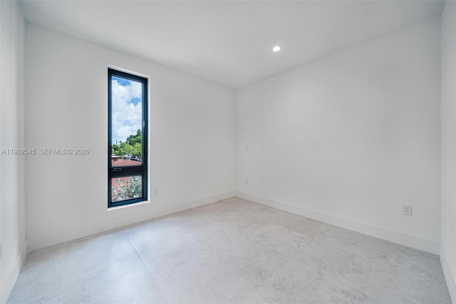 MILLERDALE - Residential Lease