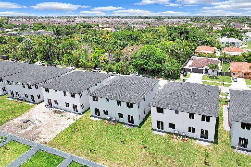 CHLOES ESTATES - Residential