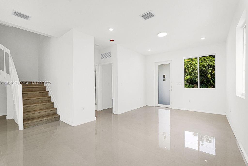 CHLOES ESTATES - Residential
