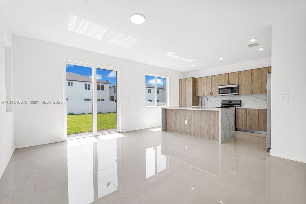 CHLOES ESTATES - Residential