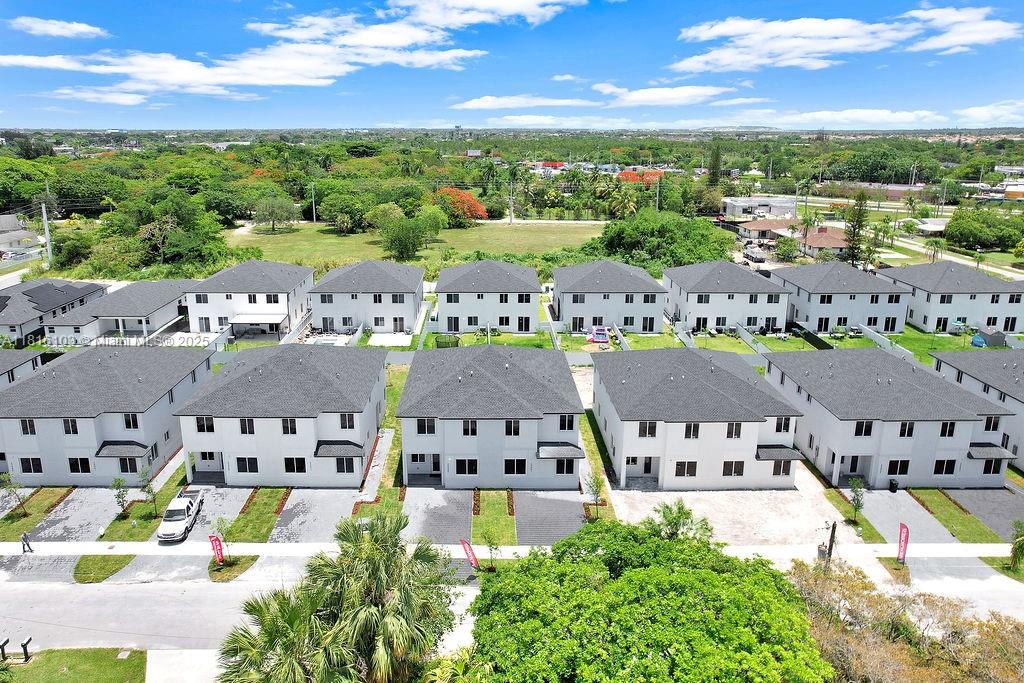 CHLOES ESTATES - Residential