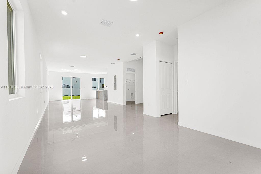 CHLOES ESTATES - Residential