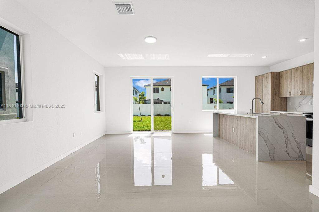 CHLOES ESTATES - Residential