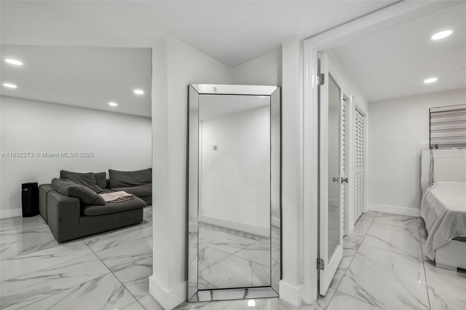 POINCIANA WEST NO 2 CONDO - Residential
