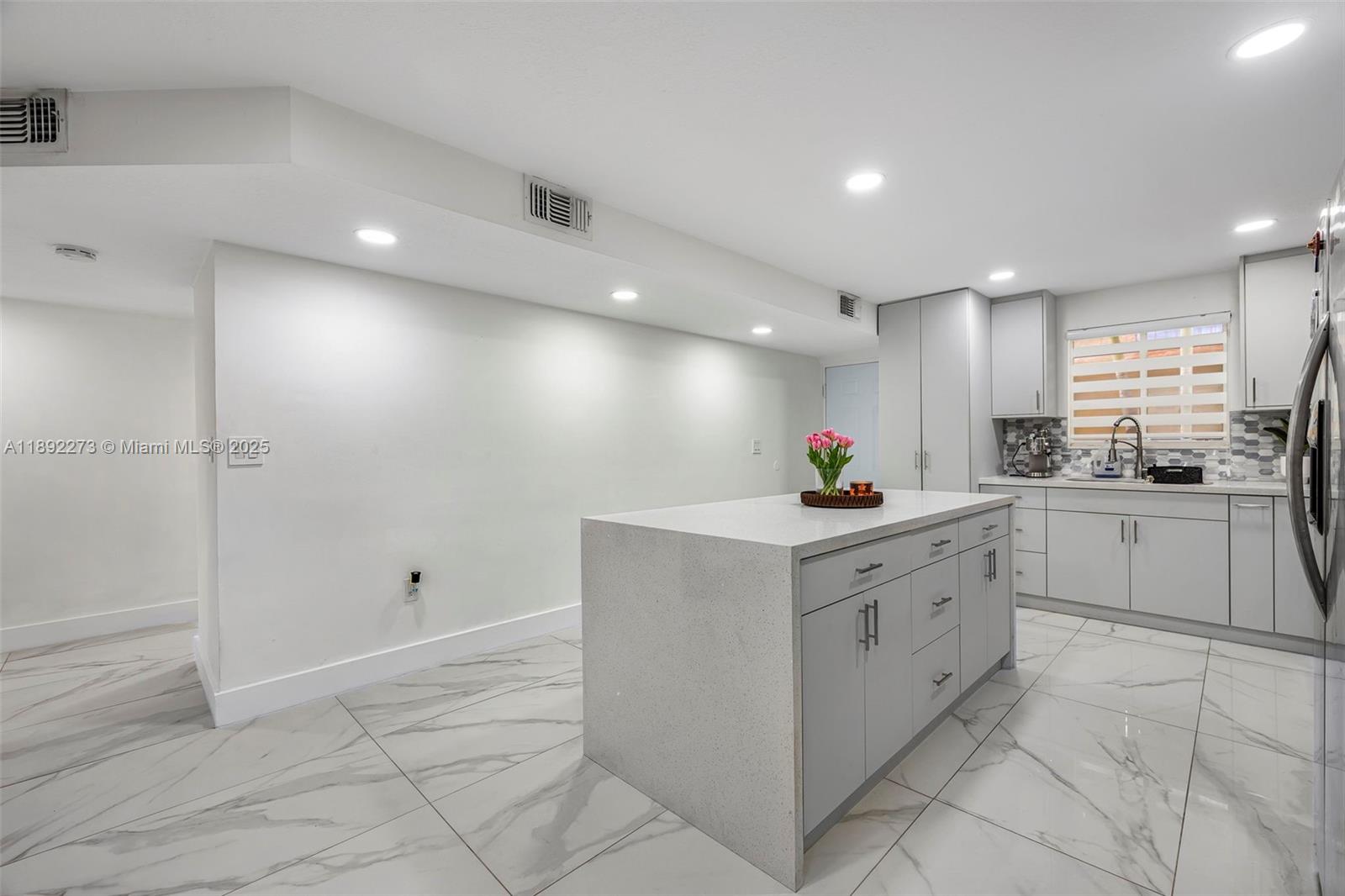 POINCIANA WEST NO 2 CONDO - Residential