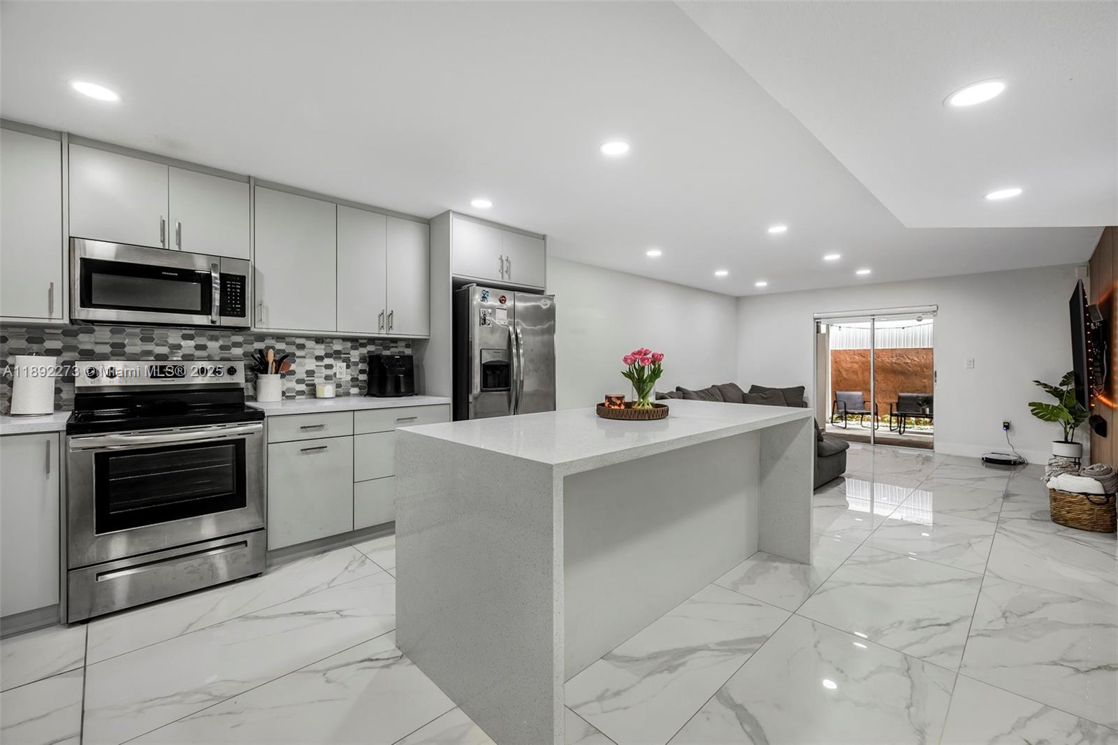 POINCIANA WEST NO 2 CONDO - Residential