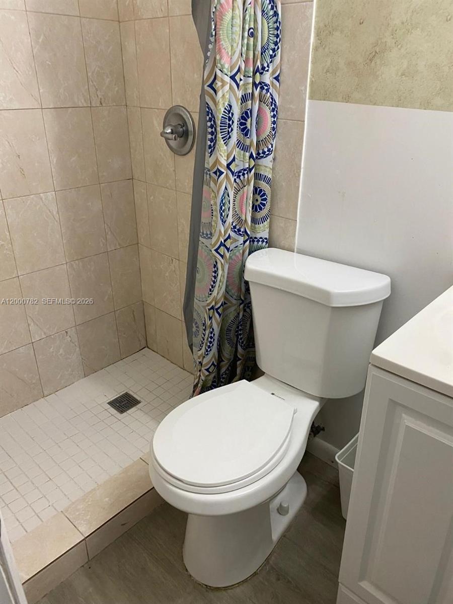 CORAL TERR SEC 1 - Residential Lease