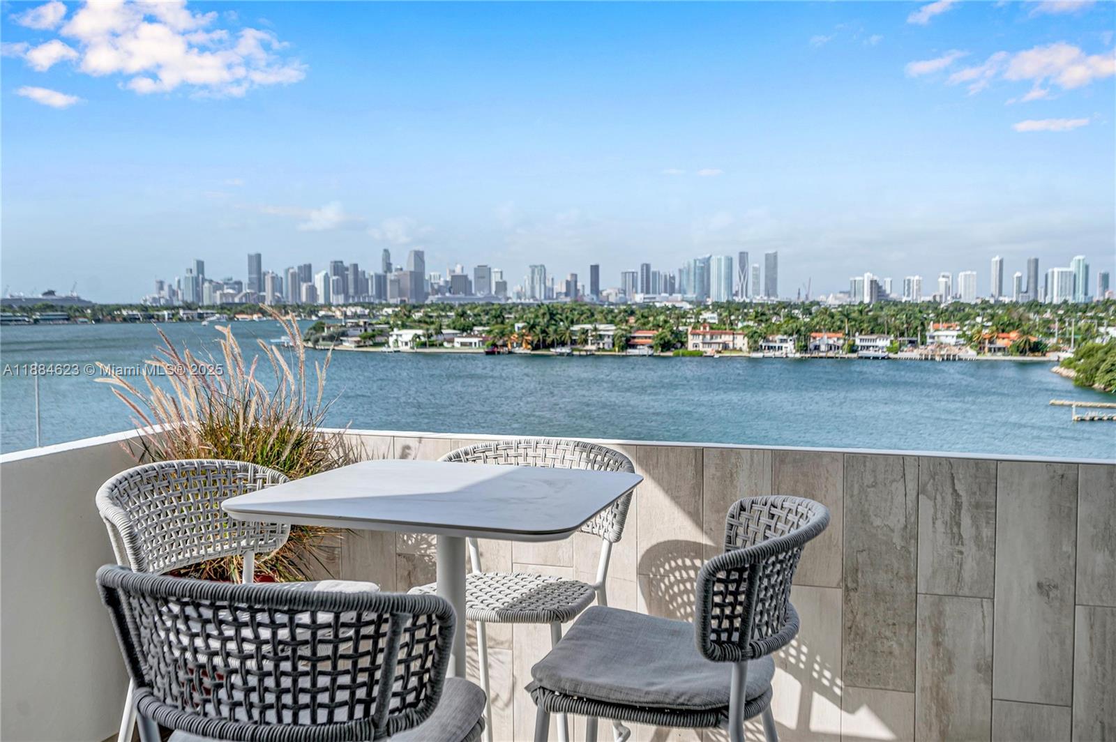BELLE ISLE - Residential