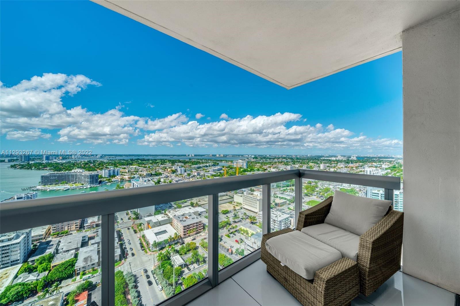 NORTH CARILLON BEACH COND - Residential