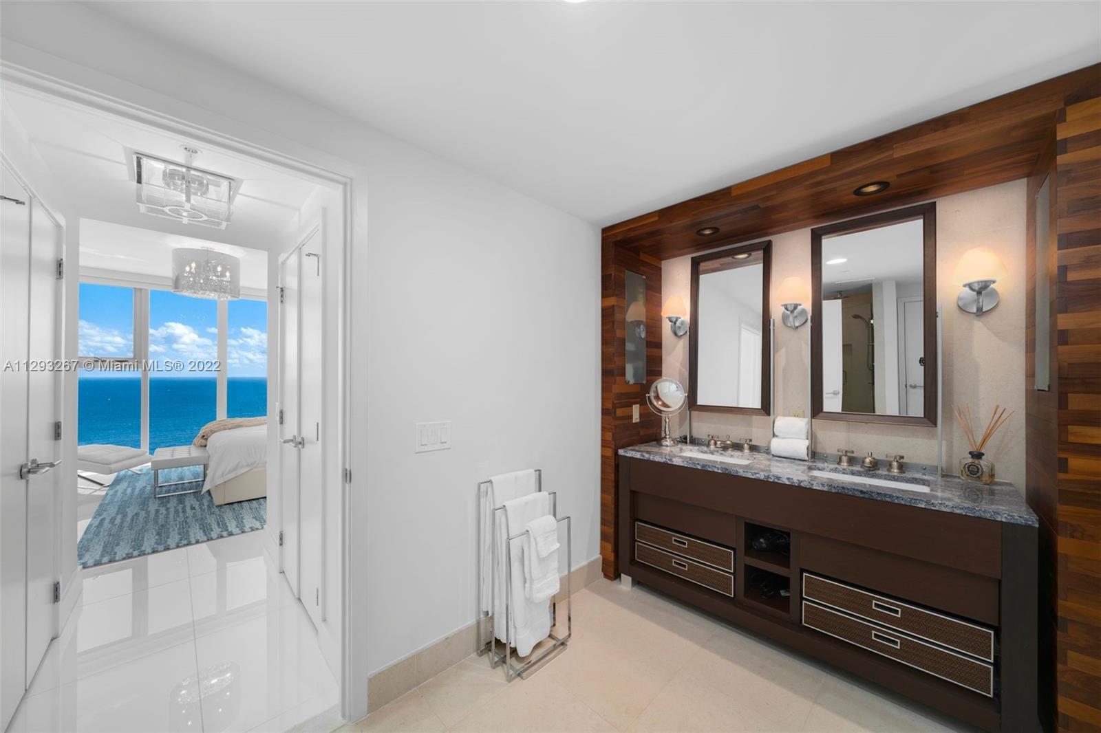 NORTH CARILLON BEACH COND - Residential