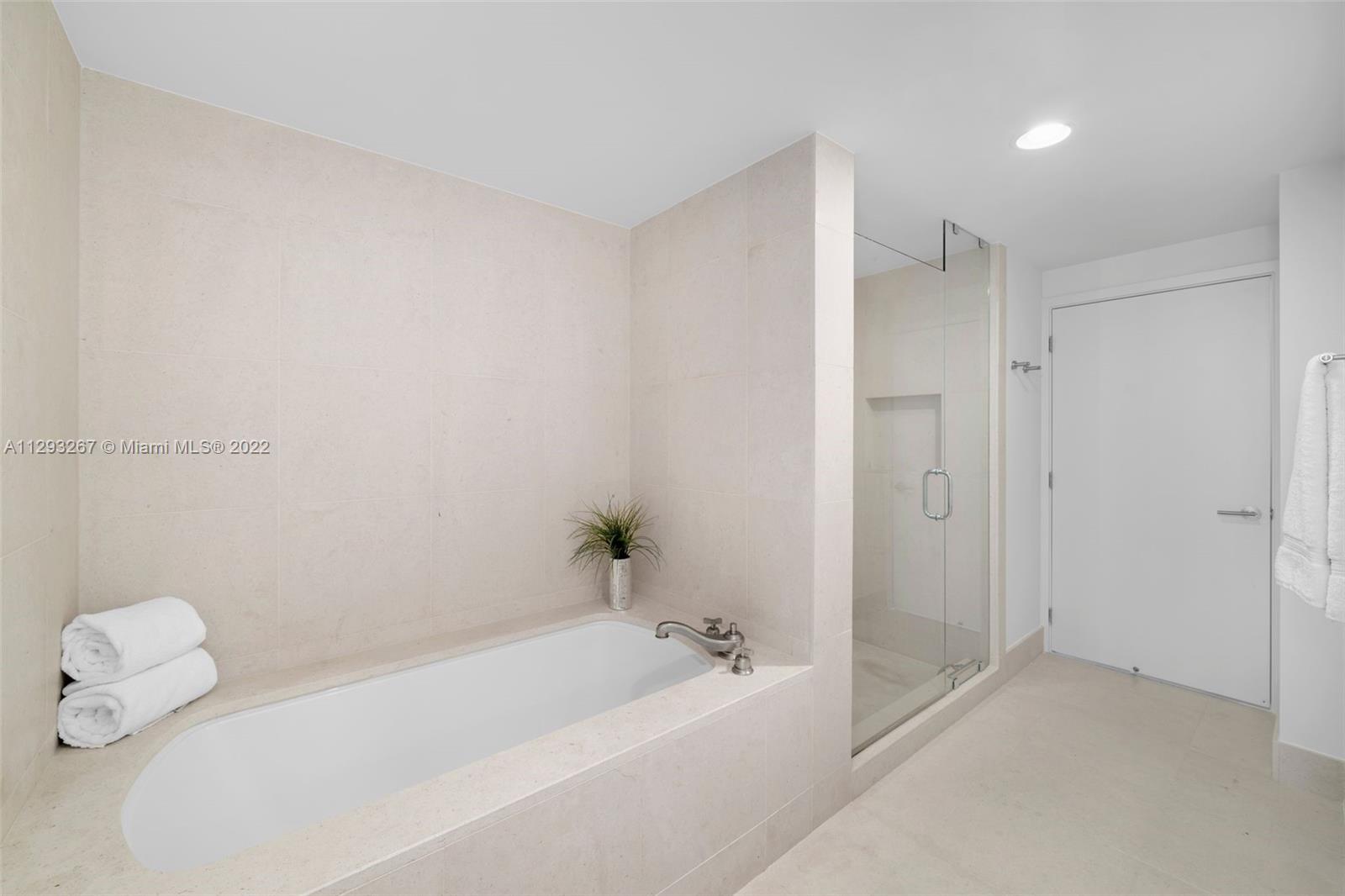 NORTH CARILLON BEACH COND - Residential