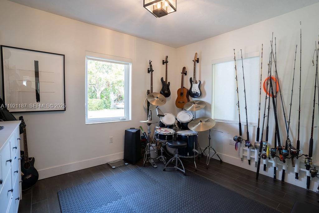 CORAL WAY PK SEC D - Residential