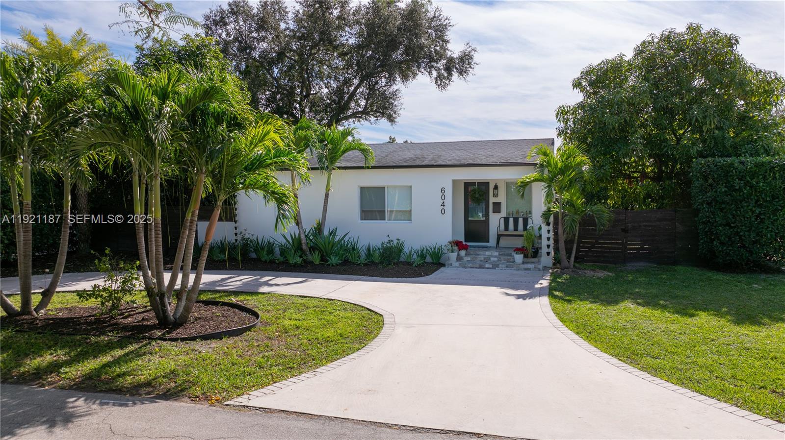 CORAL WAY PK SEC D - Residential