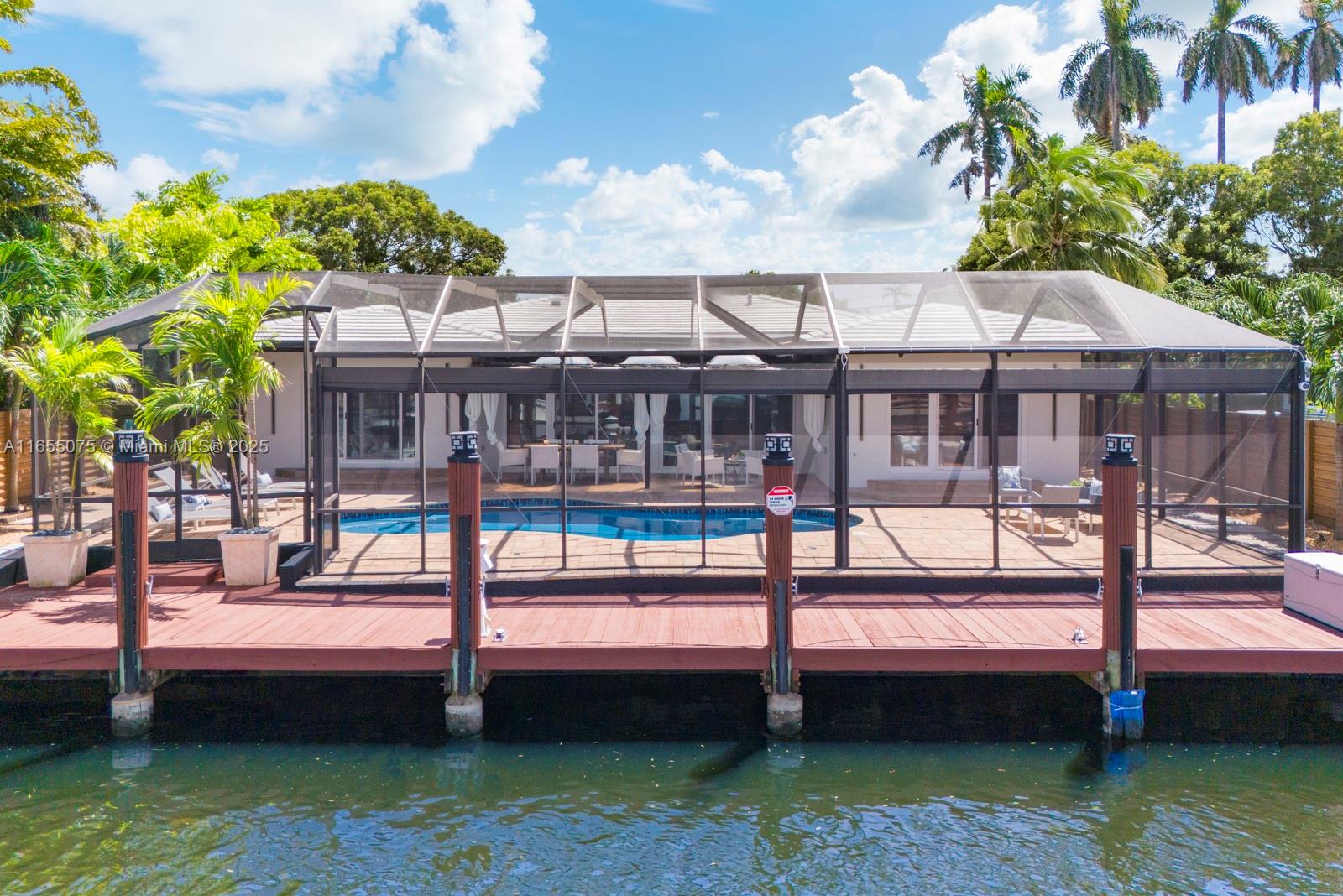 RIVER BAY PARK ADDN - Residential