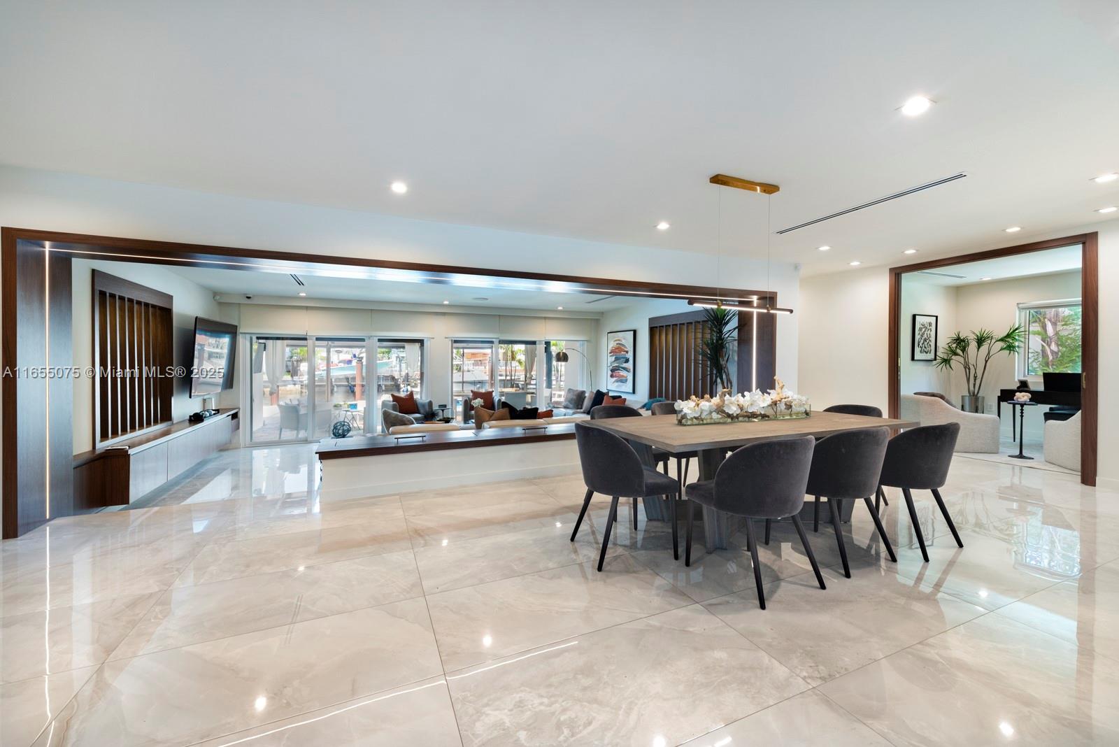 RIVER BAY PARK ADDN - Residential
