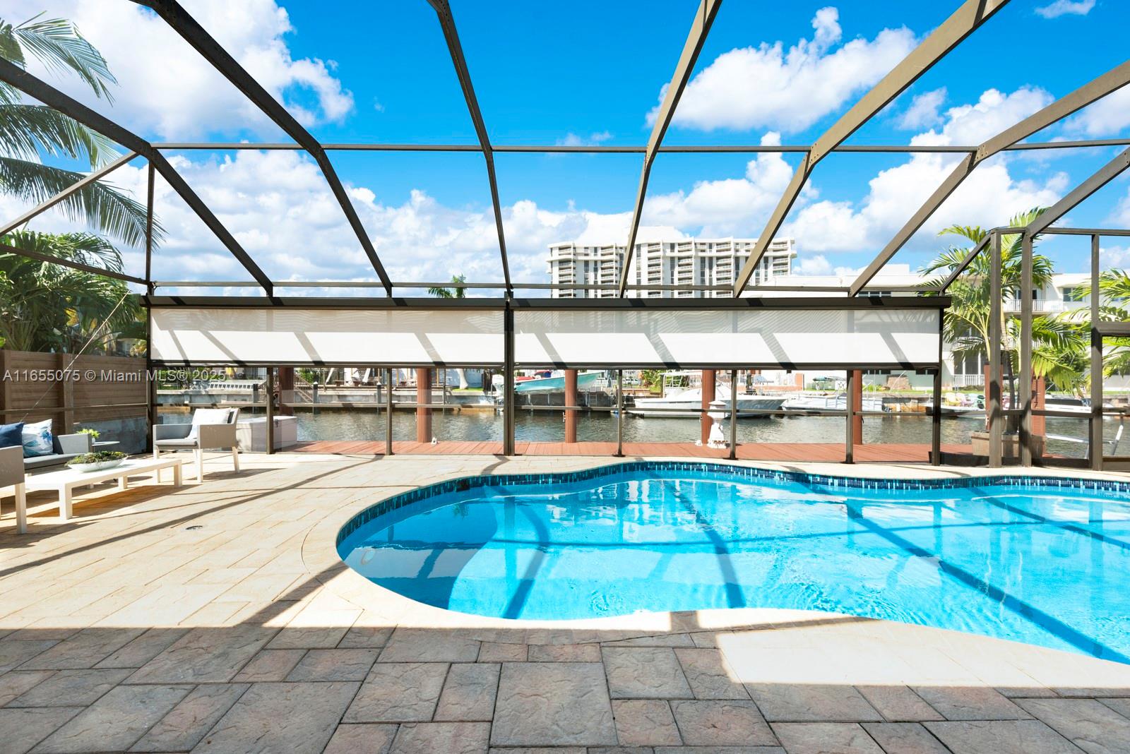 RIVER BAY PARK ADDN - Residential