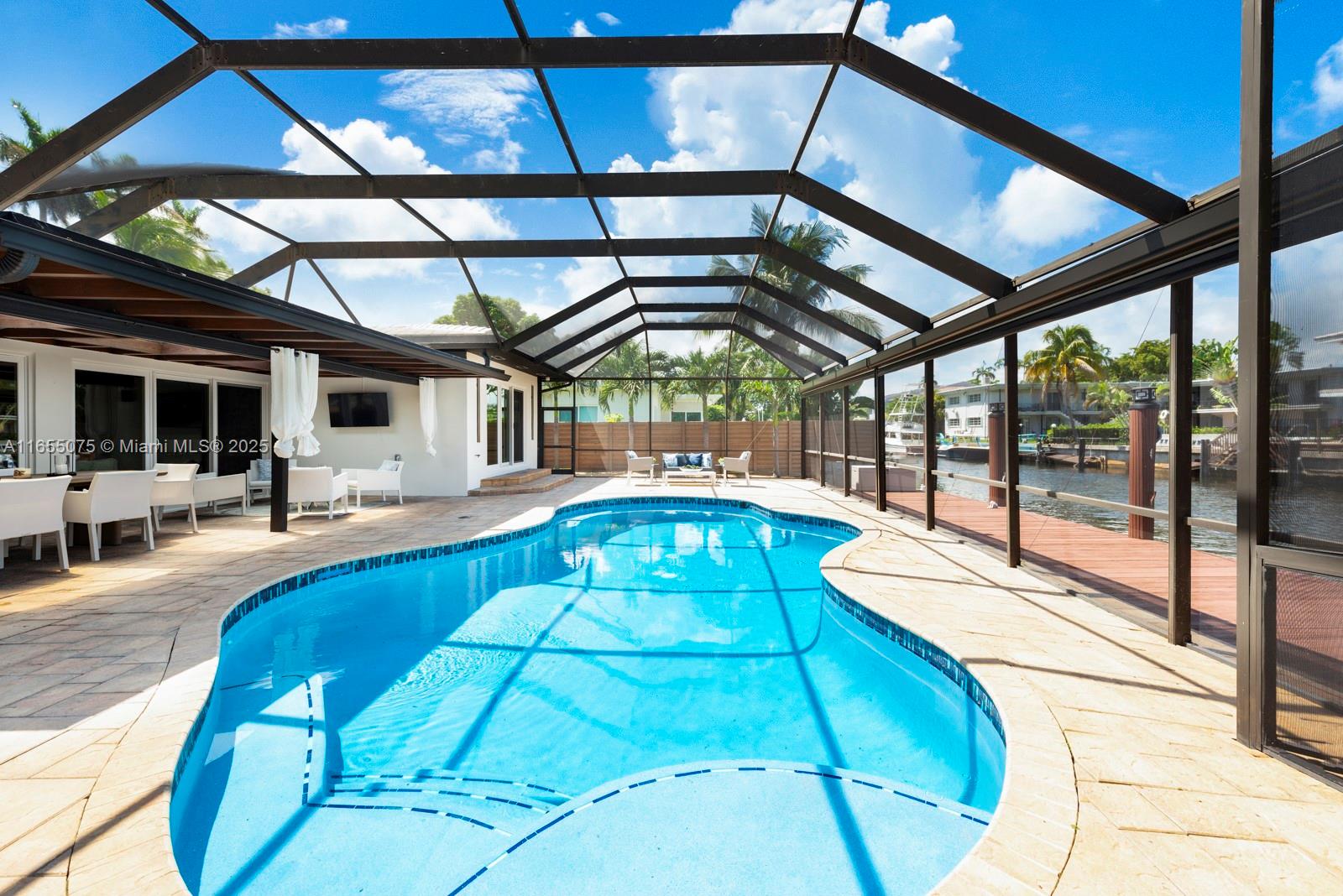 RIVER BAY PARK ADDN - Residential