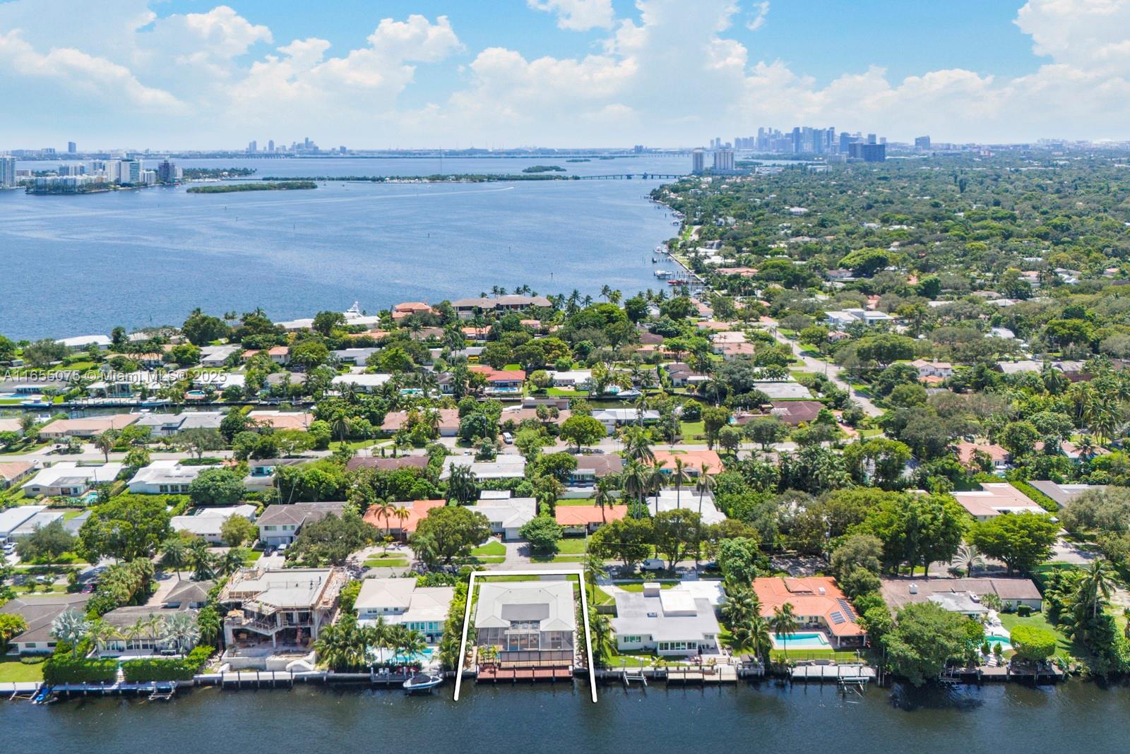 RIVER BAY PARK ADDN - Residential
