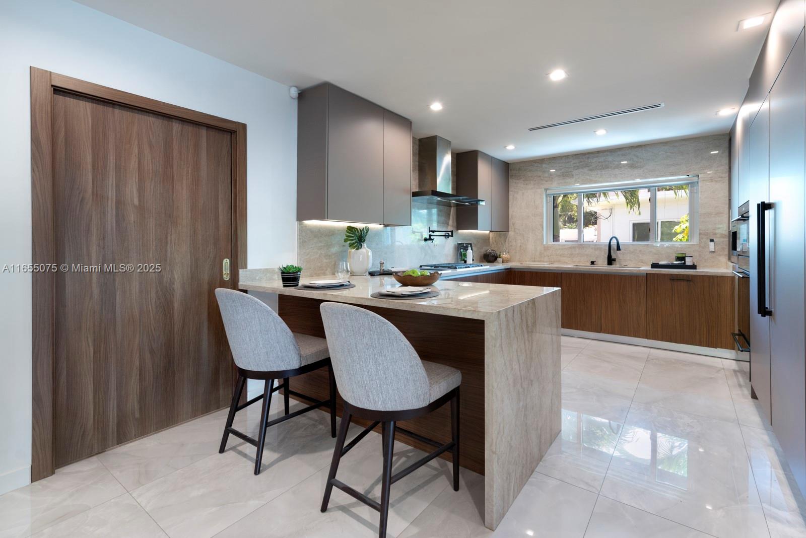 RIVER BAY PARK ADDN - Residential