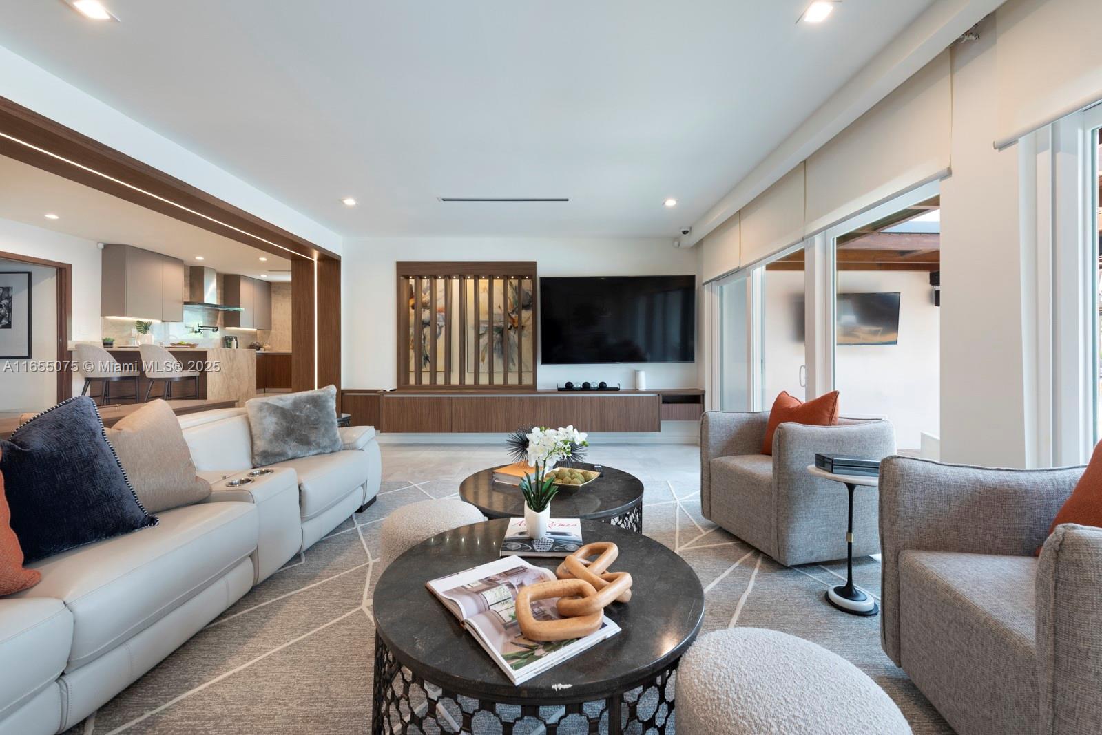 RIVER BAY PARK ADDN - Residential