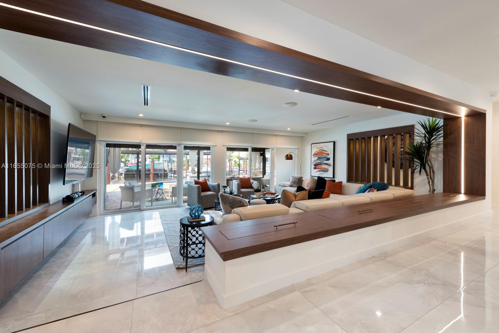 RIVER BAY PARK ADDN - Residential