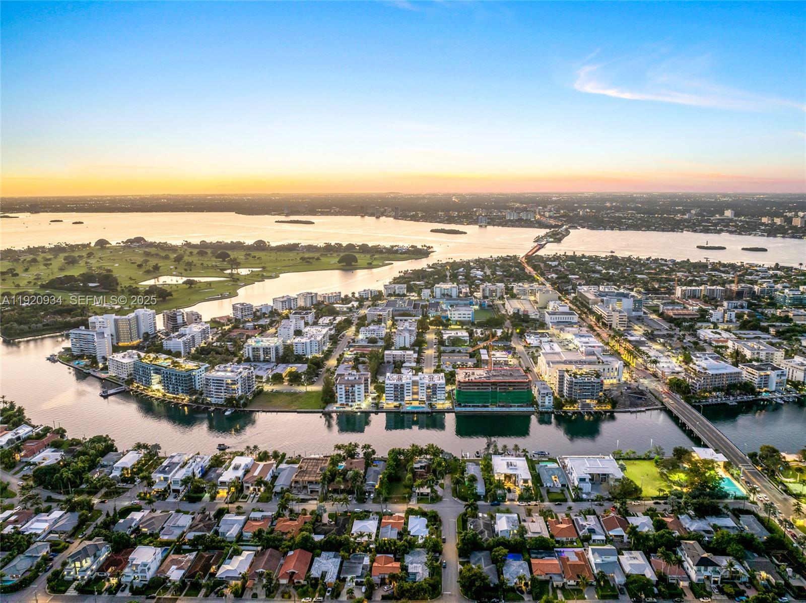 LONDON TOWERS CONDO - Residential