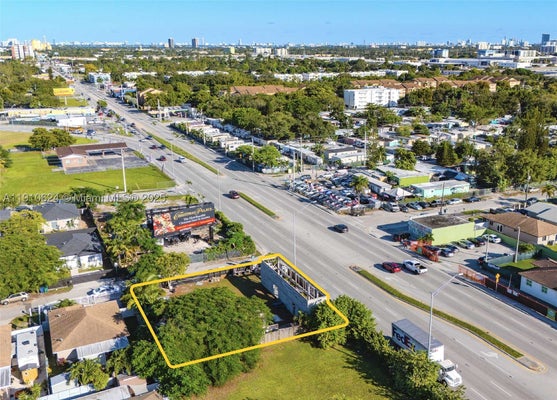 1441 NW 79TH ST, MIAMI, FL 33147 - Image ea98df18c93fa0a3479deead388efc0b/2193129579