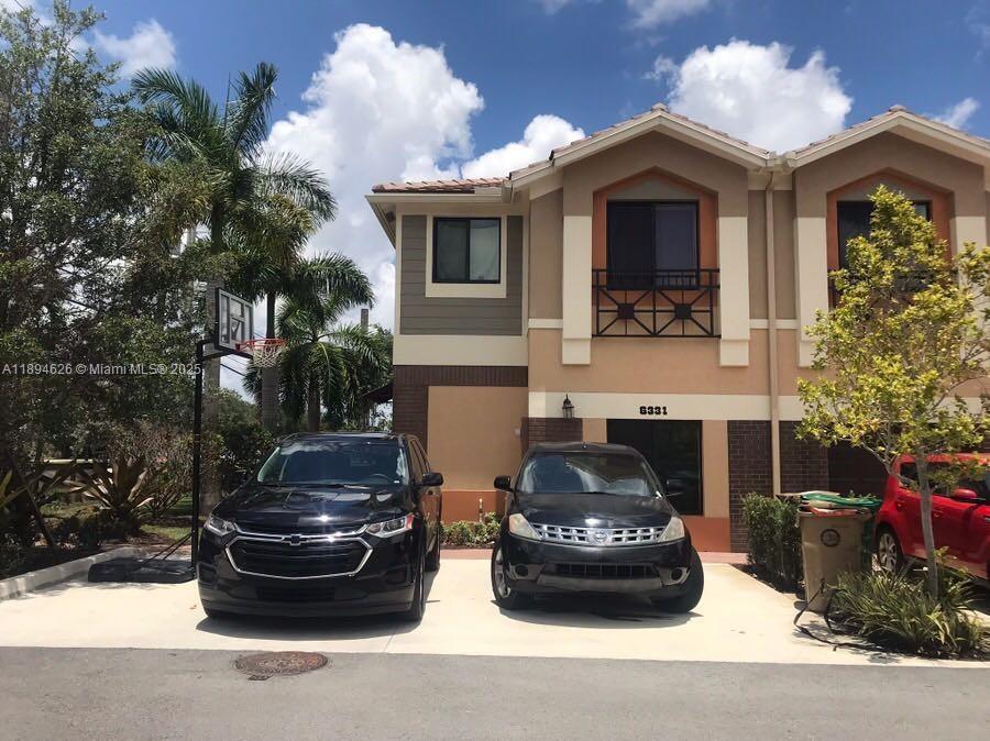 DAVIE JUNCTION - Residential Lease