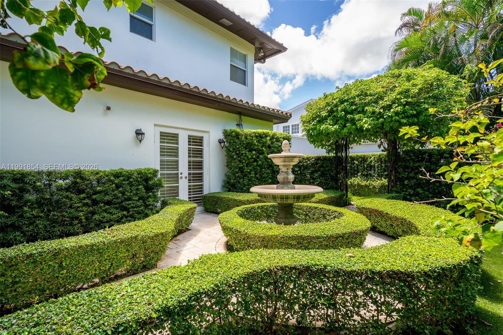 CORAL GABLES C C SEC 3 - Residential