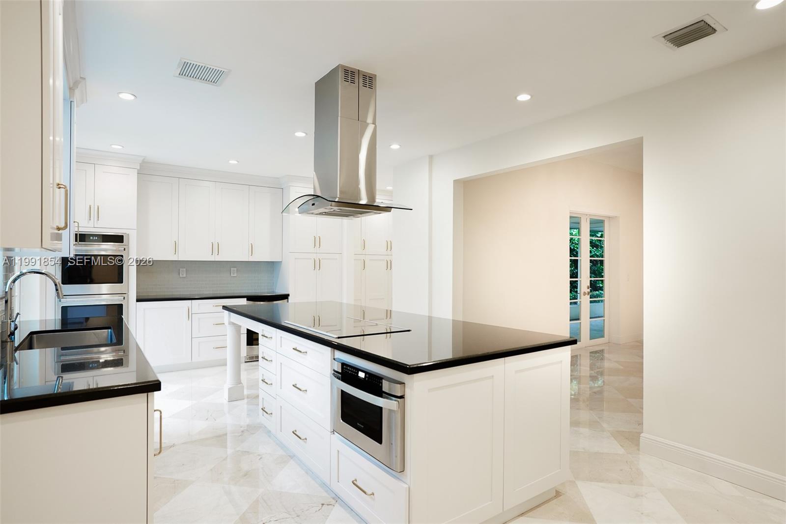 CORAL GABLES C C SEC 3 - Residential