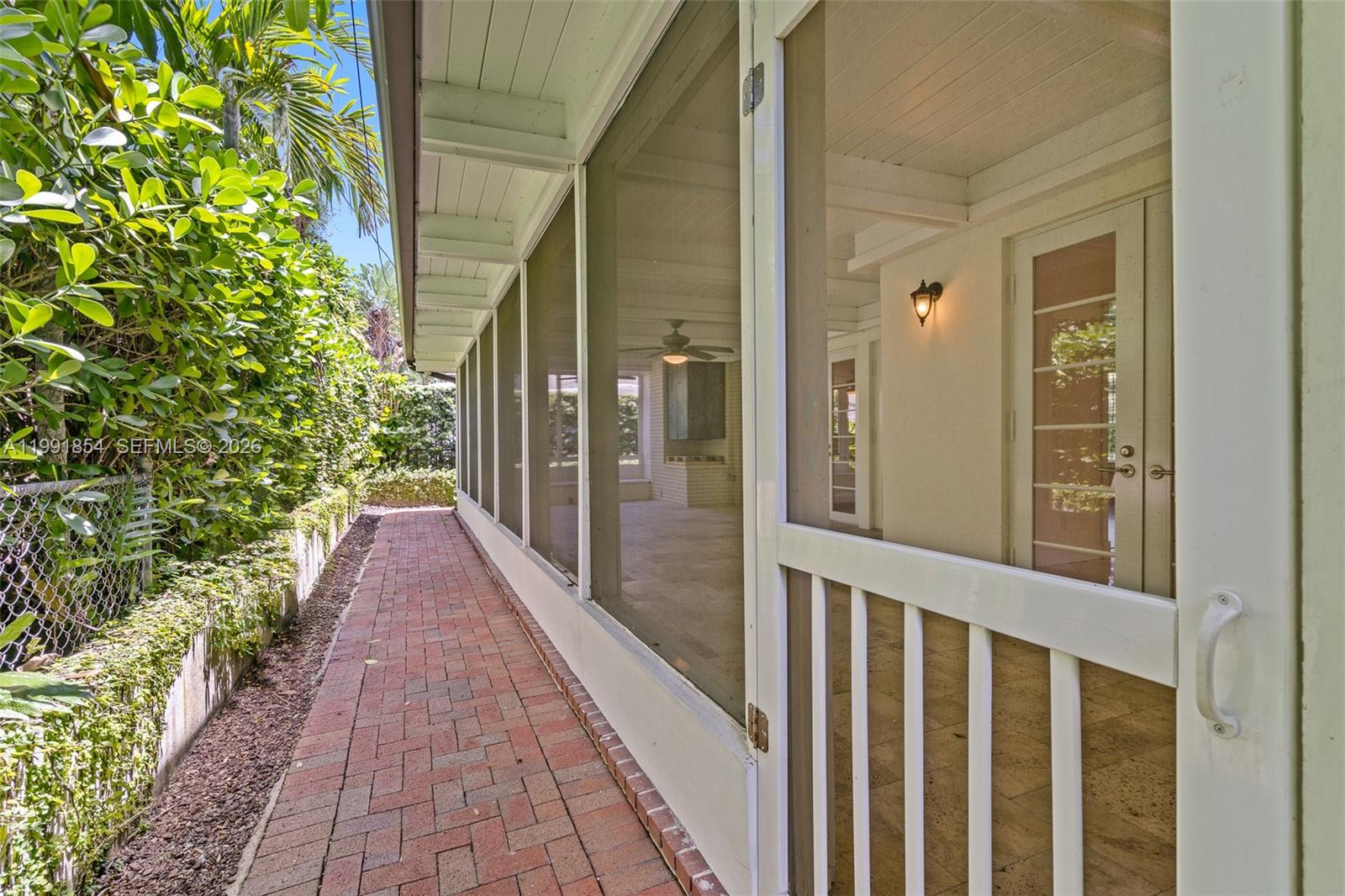 CORAL GABLES C C SEC 3 - Residential