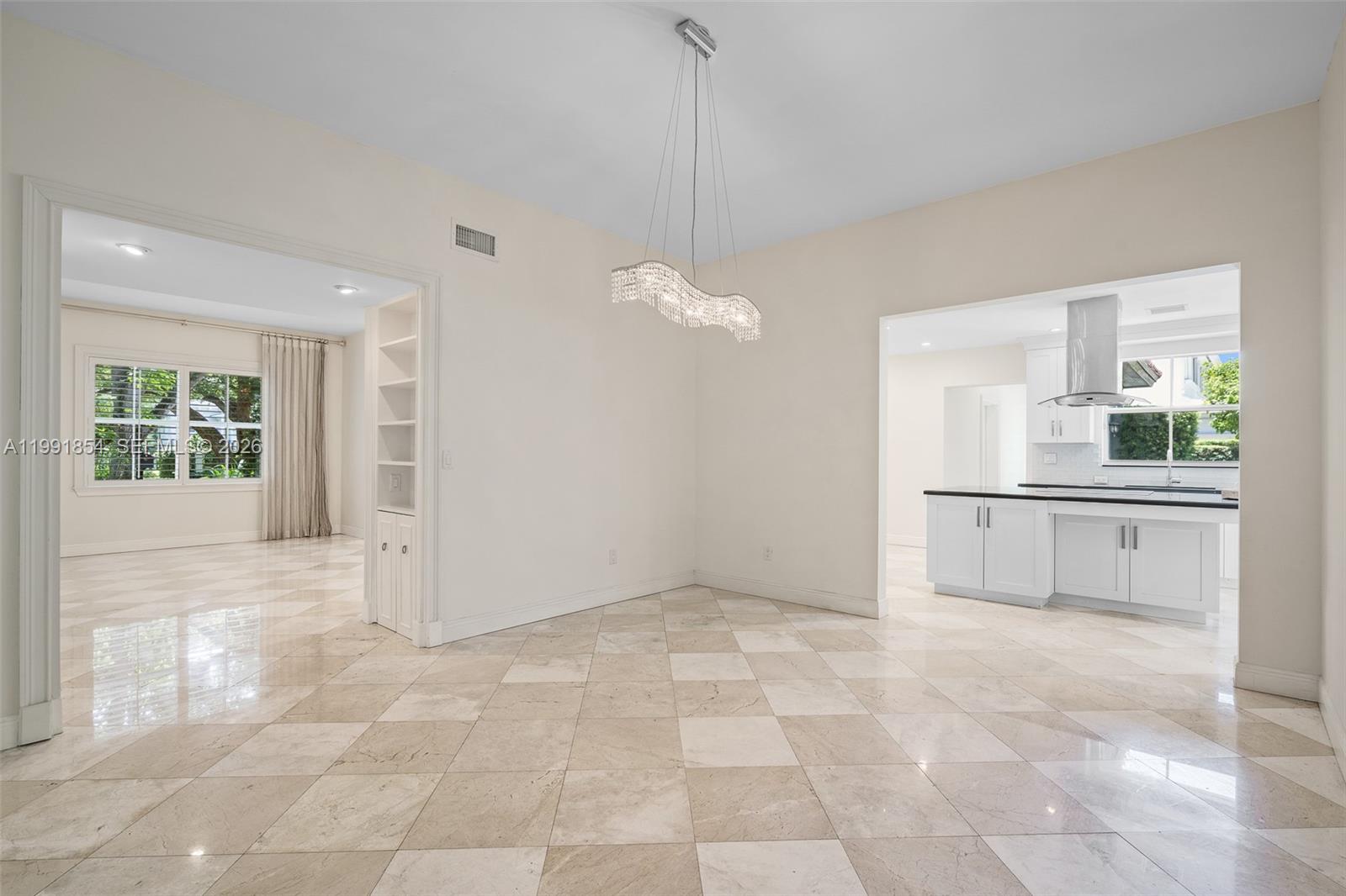 CORAL GABLES C C SEC 3 - Residential