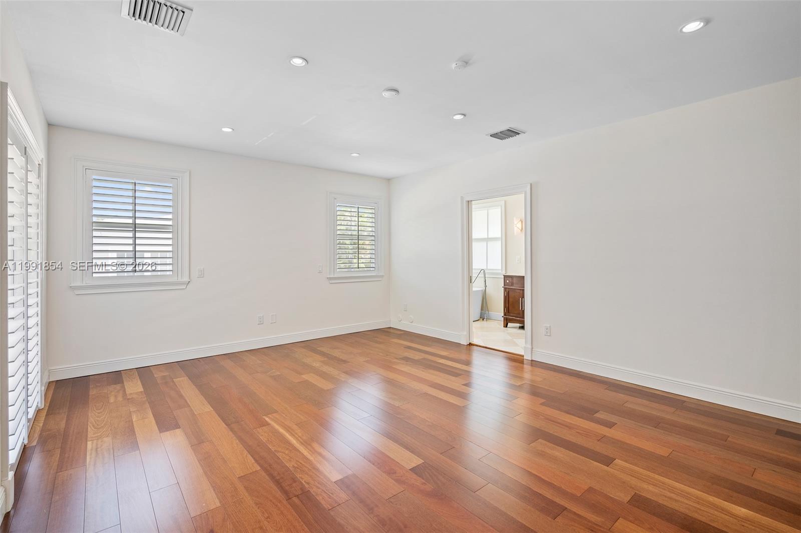 CORAL GABLES C C SEC 3 - Residential