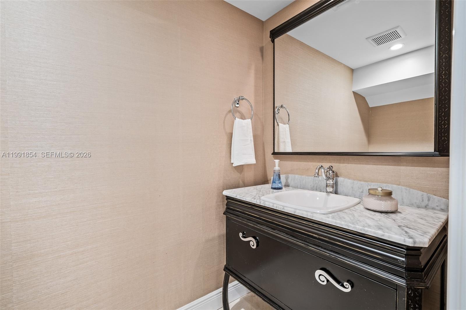 CORAL GABLES C C SEC 3 - Residential