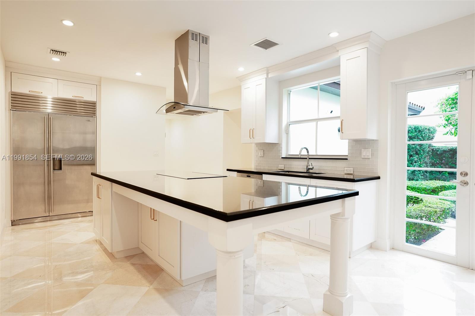 CORAL GABLES C C SEC 3 - Residential