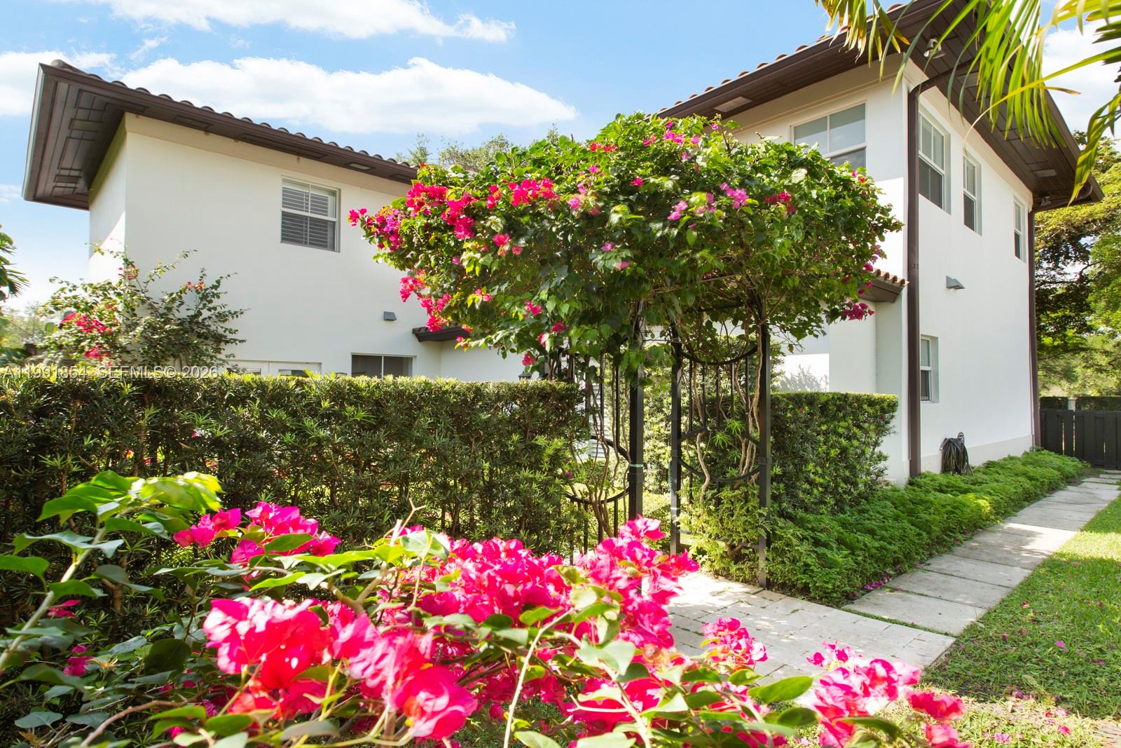 CORAL GABLES C C SEC 3 - Residential