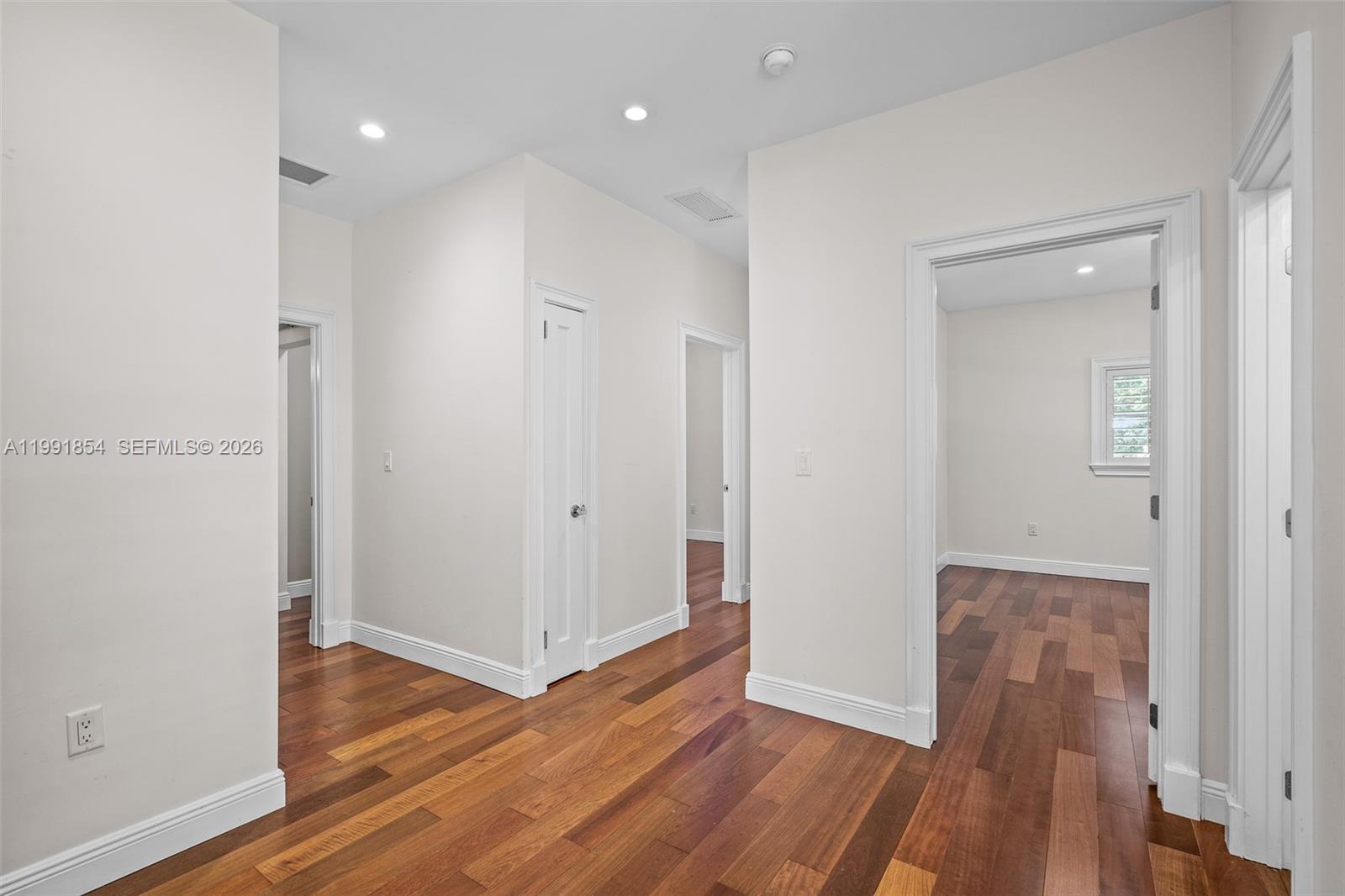 CORAL GABLES C C SEC 3 - Residential