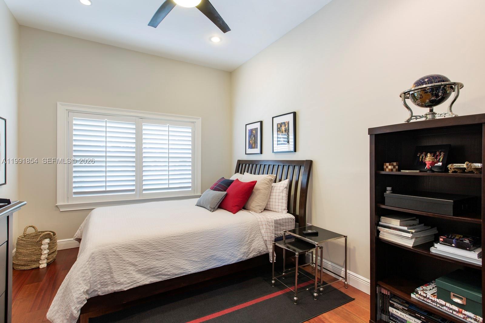 CORAL GABLES C C SEC 3 - Residential